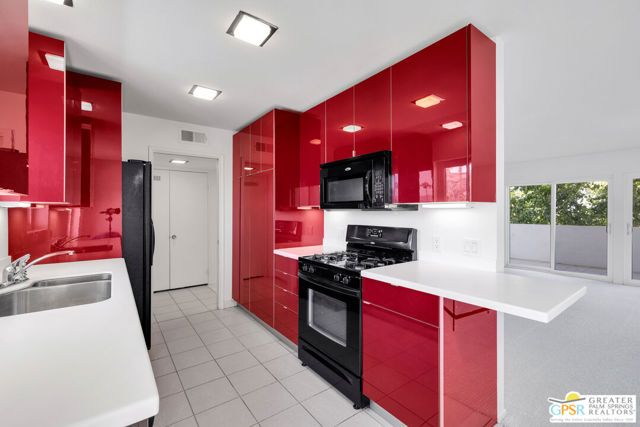 2393 S Skyview Drive 25, Palm Springs, CA 92264