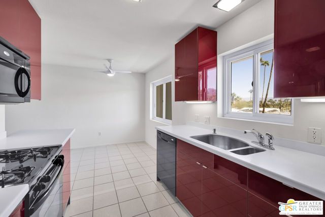 2393 S Skyview Drive 25, Palm Springs, CA 92264