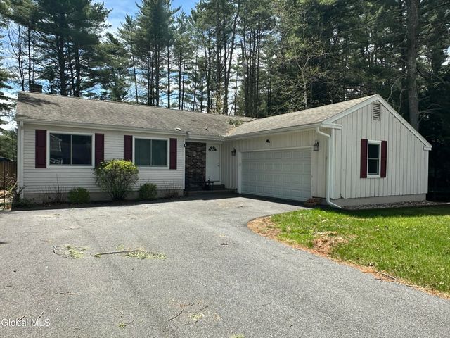 16 John Street, Queensbury, NY 12804