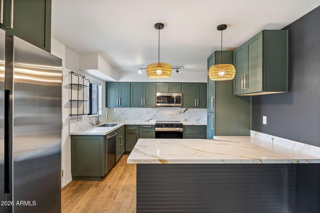 Image 5 of property listing at 3425 Porter Street, Heber, AZ 85928