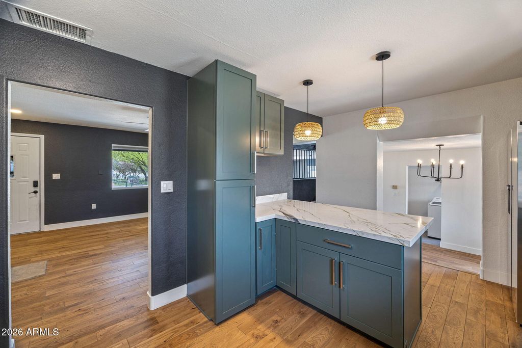 Image 6 of property listing at 3425 Porter Street, Heber, AZ 85928
