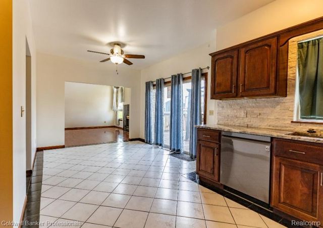 11171 Lapeer Road, Davison, MI 48423