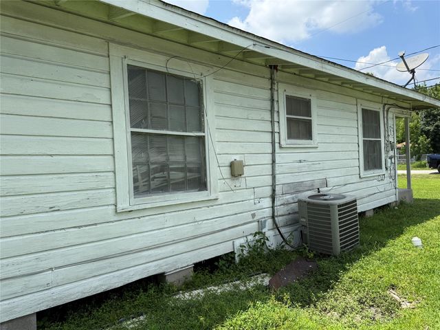 7002 Finch Street, Houston, TX 77028