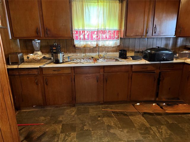 7002 Finch Street, Houston, TX 77028