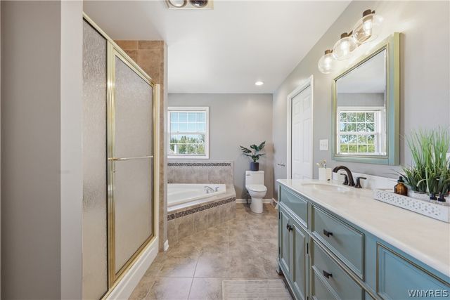 10 Island Park Circle, Grand Island, NY 14072