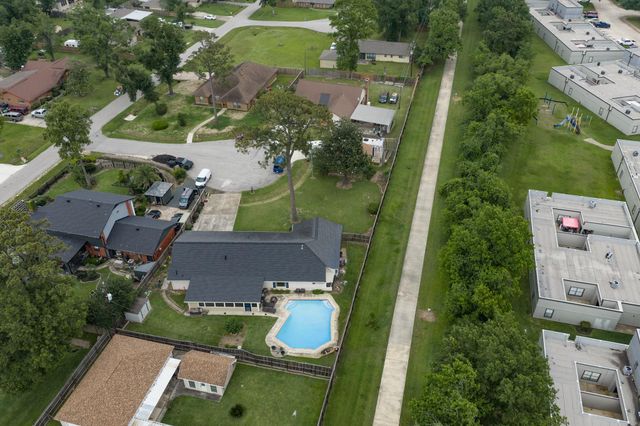 12814 Eastbrook Drive, Houston, TX 77013