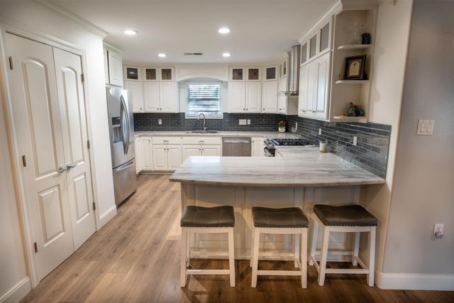 12814 Eastbrook Drive, Houston, TX 77013