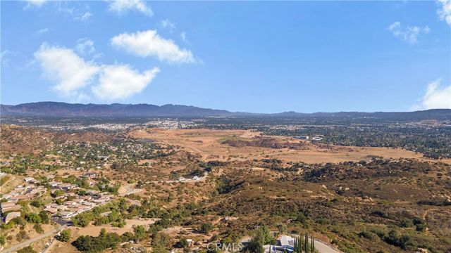 24425 Woolsey Canyon Road 132, West Hills, CA 91304