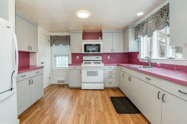 18 Howie Rd, Braintree, MA 02184