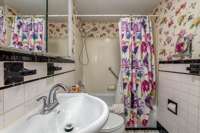 18 Howie Rd, Braintree, MA 02184