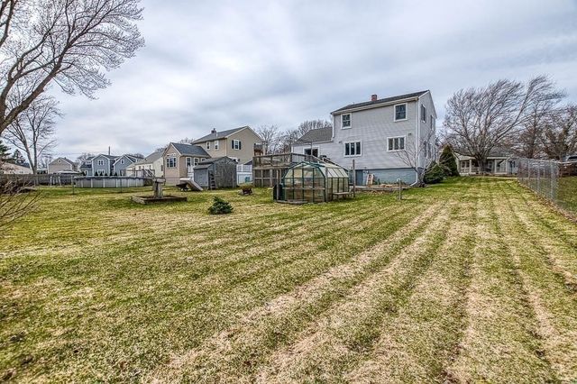 18 Howie Rd, Braintree, MA 02184