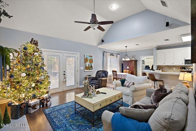 437 Old Town Circle, Brandon, MS 39042