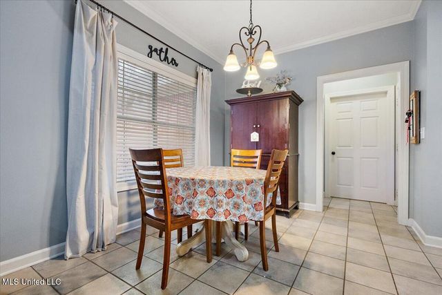 437 Old Town Circle, Brandon, MS 39042