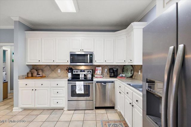 437 Old Town Circle, Brandon, MS 39042