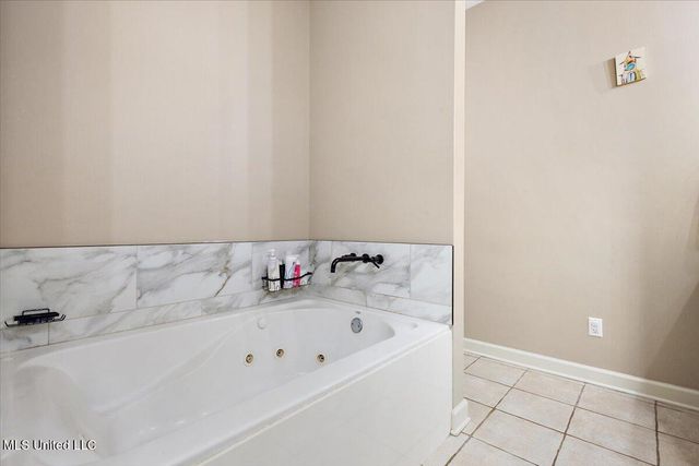 437 Old Town Circle, Brandon, MS 39042