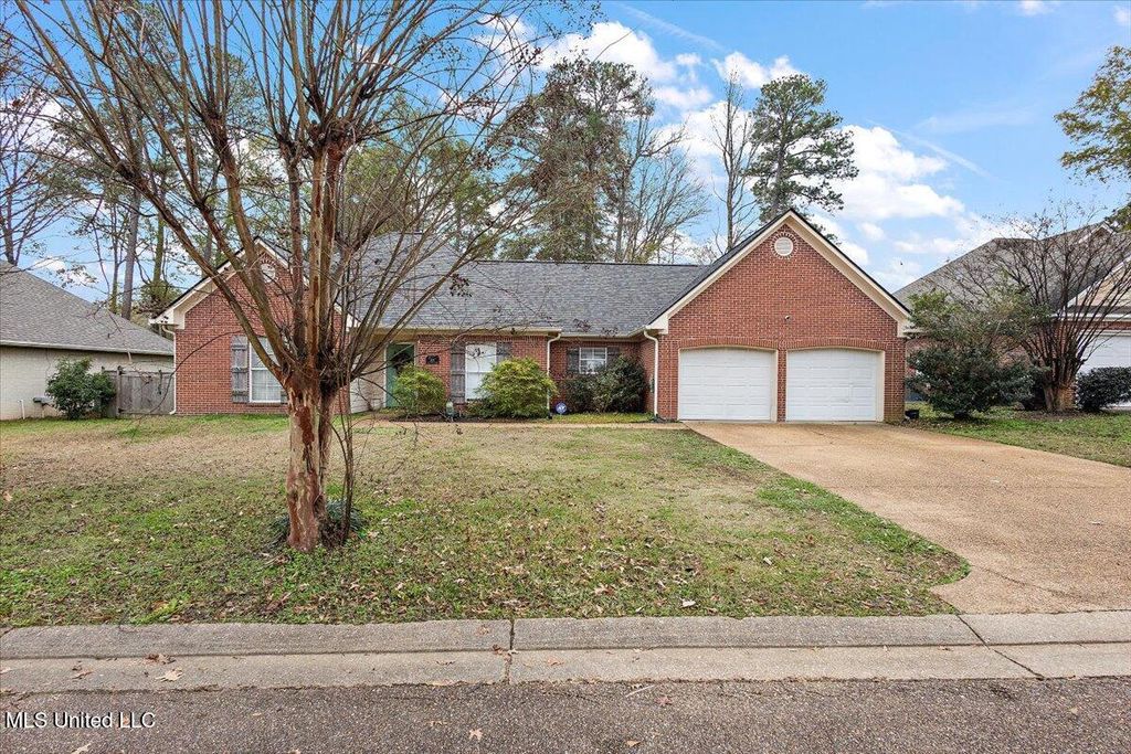 437 Old Town Circle, Brandon, MS 39042