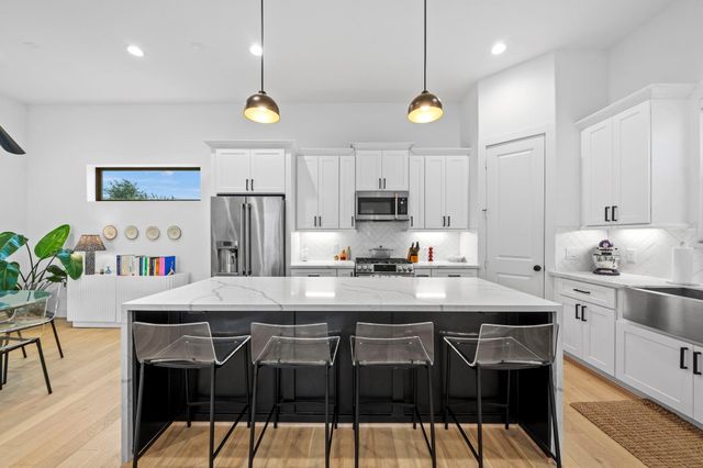 2504 Langston Street, Houston, TX 77007