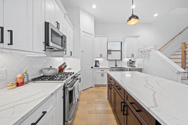 2504 Langston Street, Houston, TX 77007