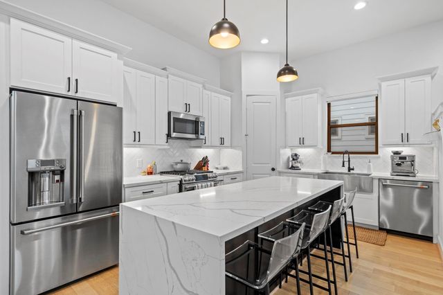2504 Langston Street, Houston, TX 77007