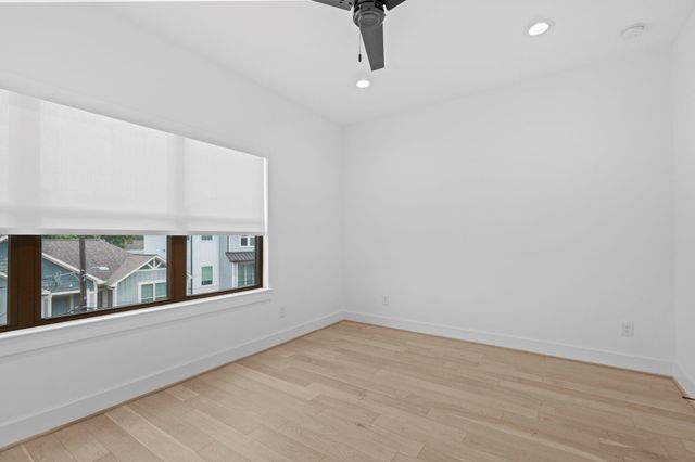 2504 Langston Street, Houston, TX 77007