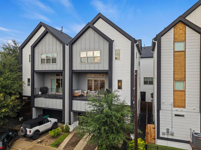 2504 Langston Street, Houston, TX 77007