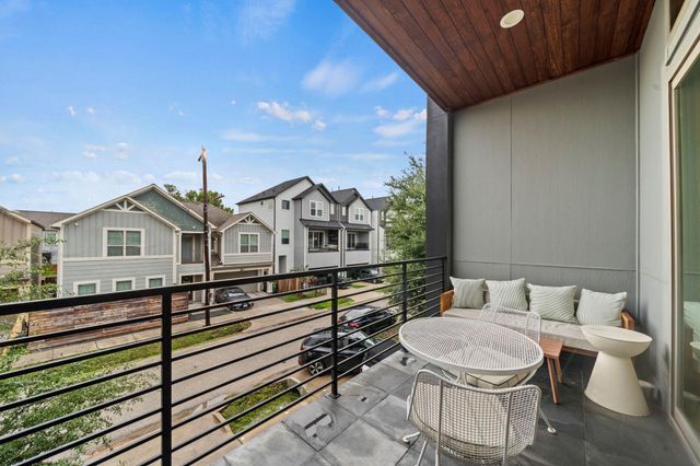 2504 Langston Street, Houston, TX 77007