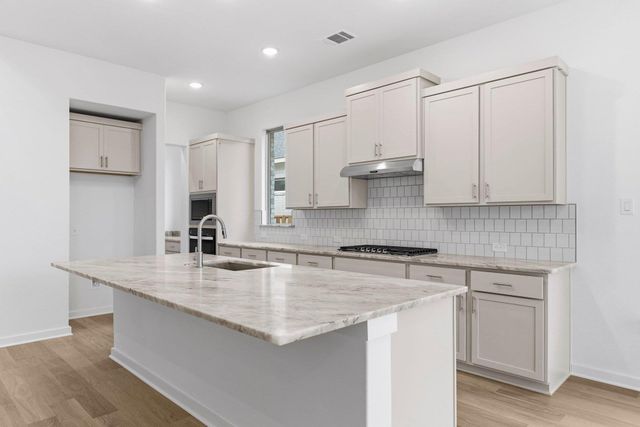 1009 Ellensburg DR, Georgetown, TX 78633