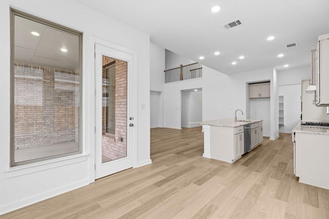 1009 Ellensburg DR, Georgetown, TX 78633