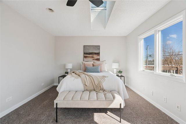 1703 14th Avenue SW, Cedar Rapids, IA 52404