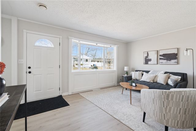 1703 14th Avenue SW, Cedar Rapids, IA 52404