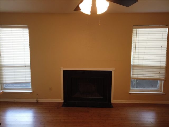 1000 W 26th ST 110, Austin, TX 78705