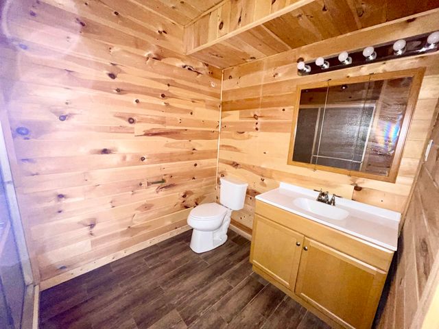 8 Annette Road, Cherokee Village, AR 72529