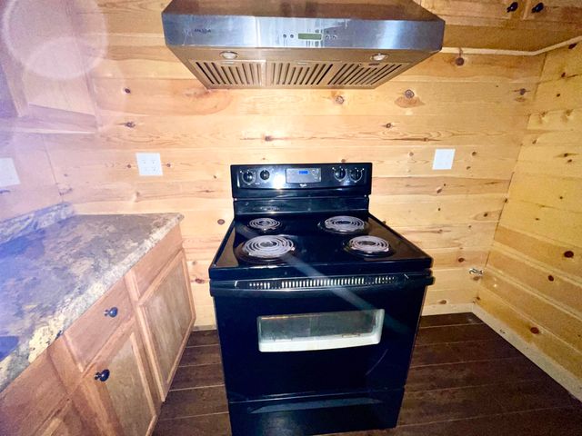 8 Annette Road, Cherokee Village, AR 72529