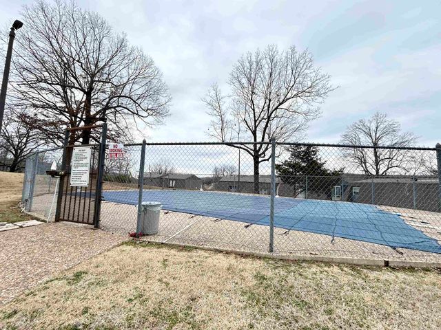 8 Annette Road, Cherokee Village, AR 72529