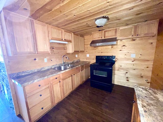 8 Annette Road, Cherokee Village, AR 72529