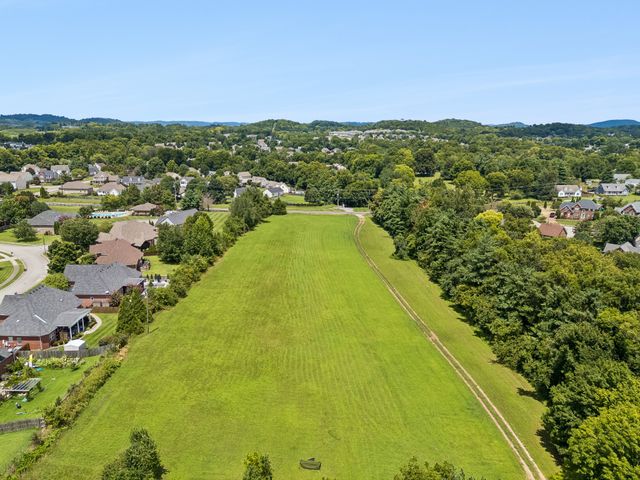 2705 Buckner Rd, Thompsons Station, TN 37179
