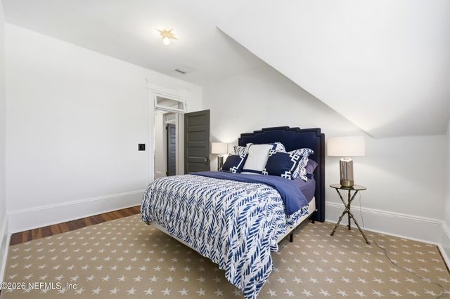 2301 OAK Street, Jacksonville, FL 32204