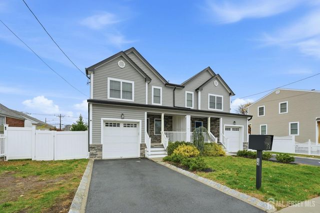 15 Rector Avenue, Woodbridge Proper, NJ 07095