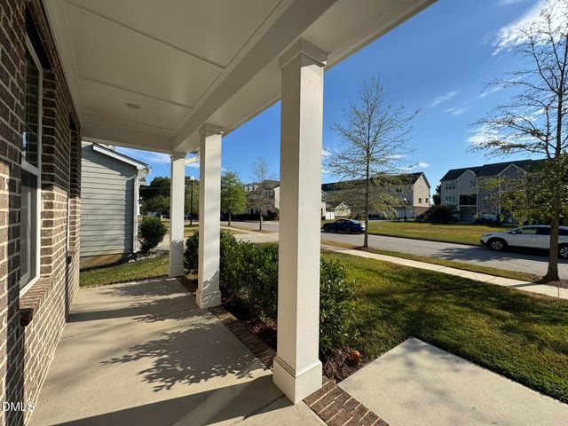 117 Spring Pine Lane, Holly Springs, NC 27540