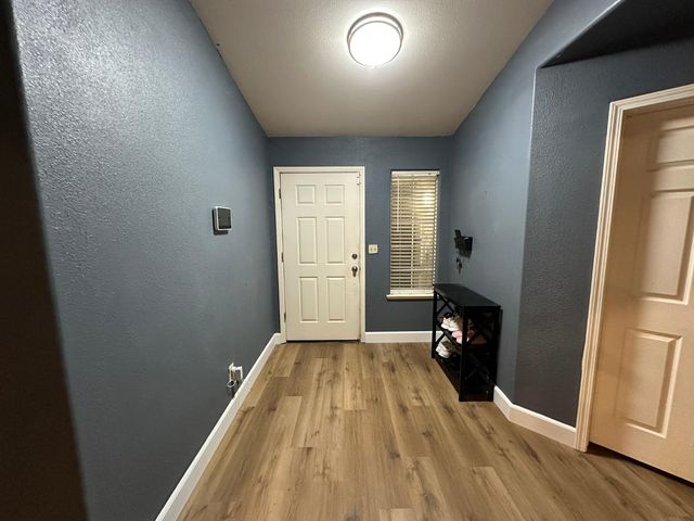 2526 Gibson Avenue, Clovis, CA 93611