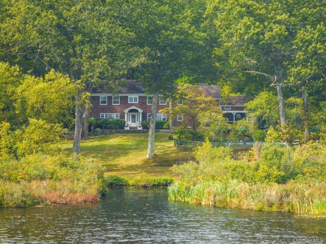 93 Cross Pond Road, Pound Ridge, NY 10576