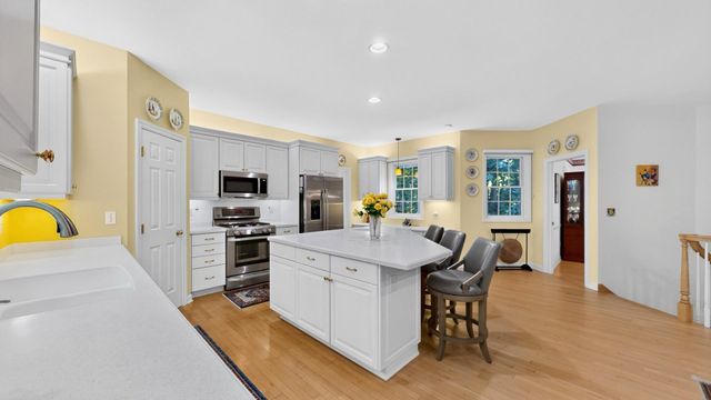 2374 Transit Court SW, Rochester, MN 55902