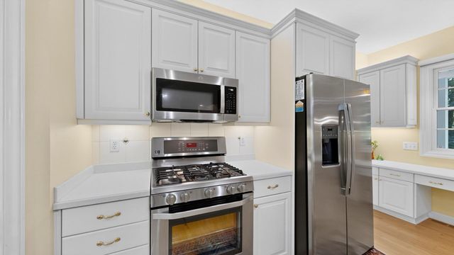 2374 Transit Court SW, Rochester, MN 55902
