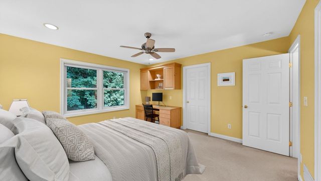 2374 Transit Court SW, Rochester, MN 55902