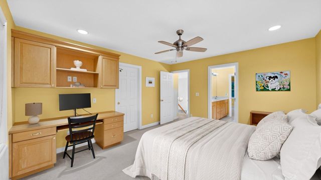 2374 Transit Court SW, Rochester, MN 55902