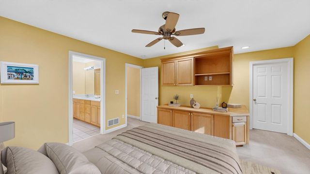 2374 Transit Court SW, Rochester, MN 55902