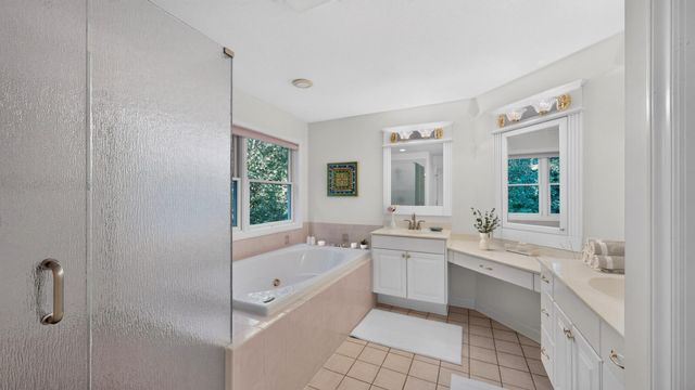 2374 Transit Court SW, Rochester, MN 55902