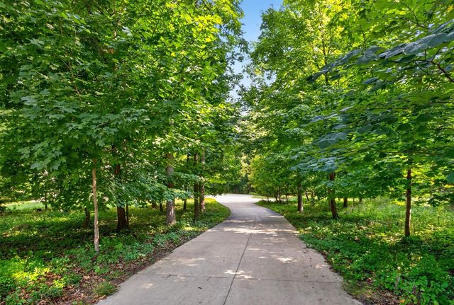 2374 Transit Court SW, Rochester, MN 55902