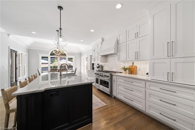 115 Northpond Lane, Winston-salem, NC 27106