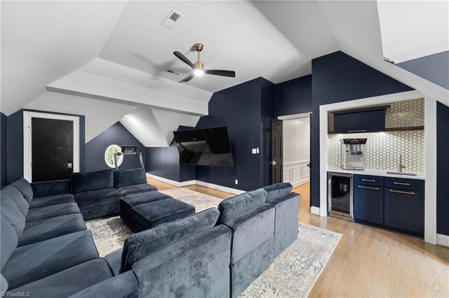 115 Northpond Lane, Winston-salem, NC 27106